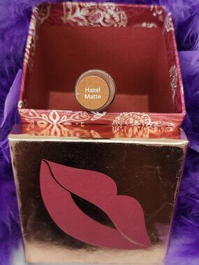Hazel Matte Gloss ( 1 Tube )